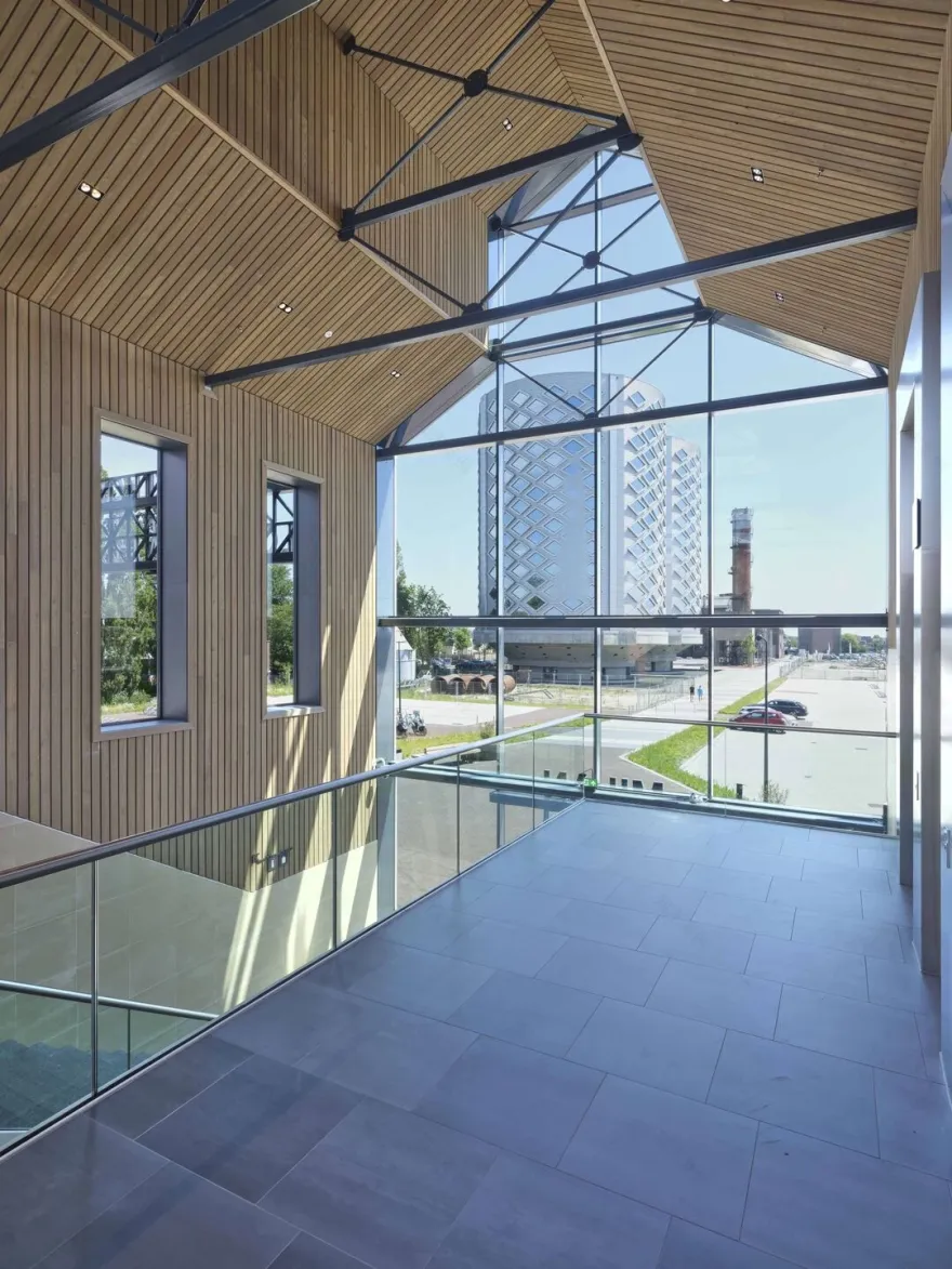 阿姆斯特丹时尚奥特莱斯丨荷兰阿姆斯特丹丨Common Affairs-14