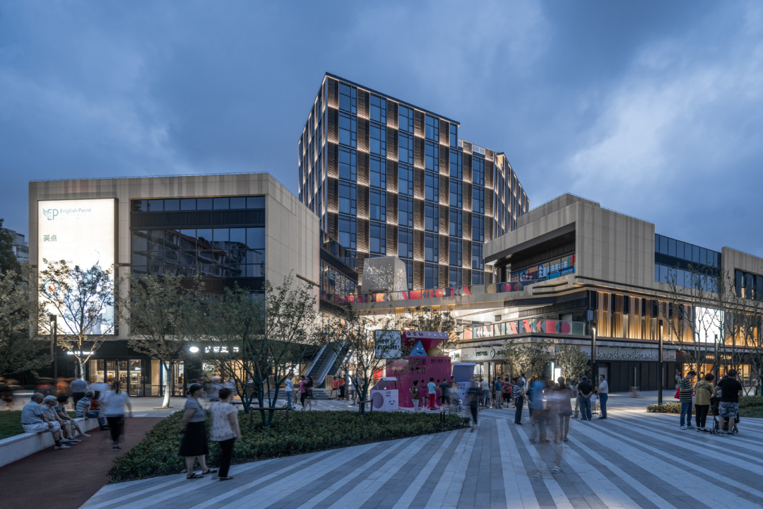 融创精彩天地 · 社区情感营造的负空间设计丨中国上海丨UA尤安设计-33