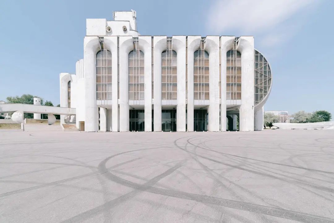 苏联先锋建筑的现代性表达-140