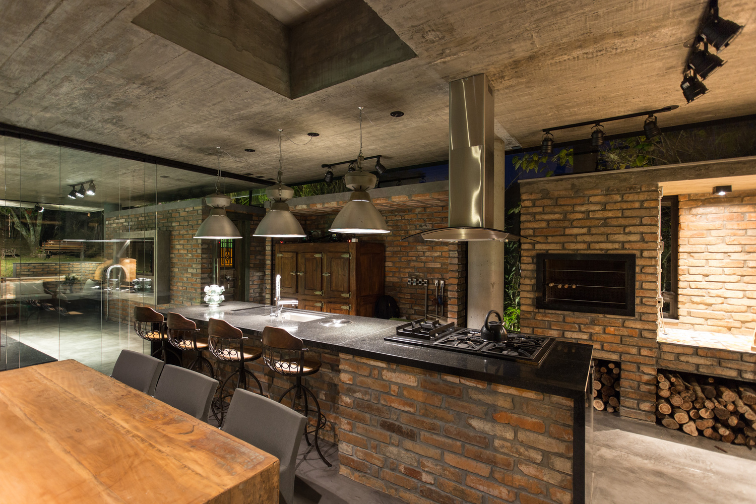 巴西 EL165 休闲小屋 | 混凝土与砖的巧妙结合-19