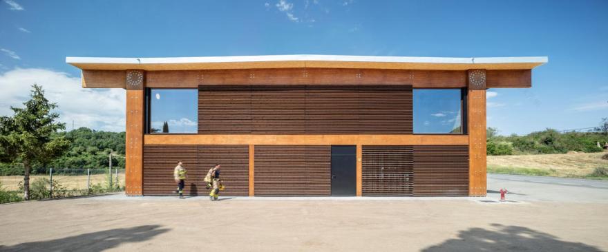 西班牙 Moyá 消防站丨西班牙巴塞罗那-15