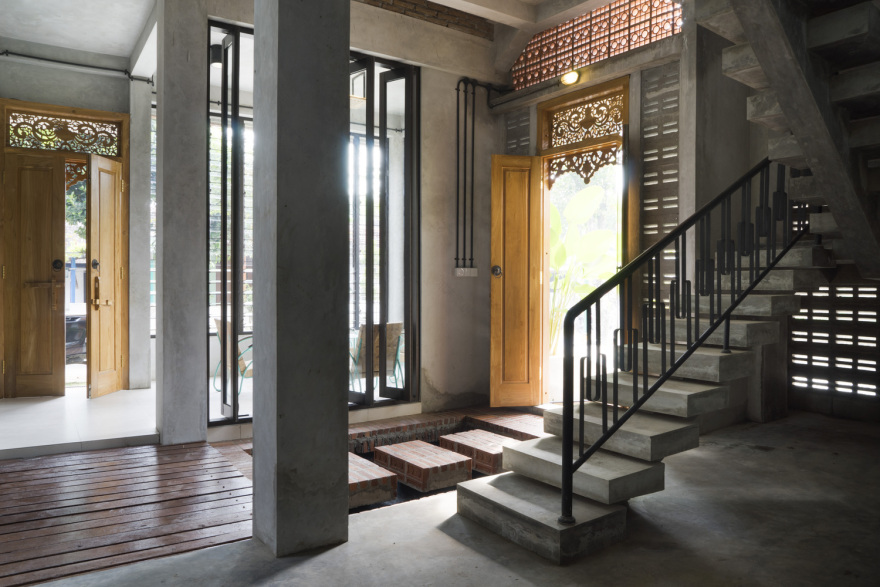 爪哇民族风与现代元素碰撞的和谐办公空间-32