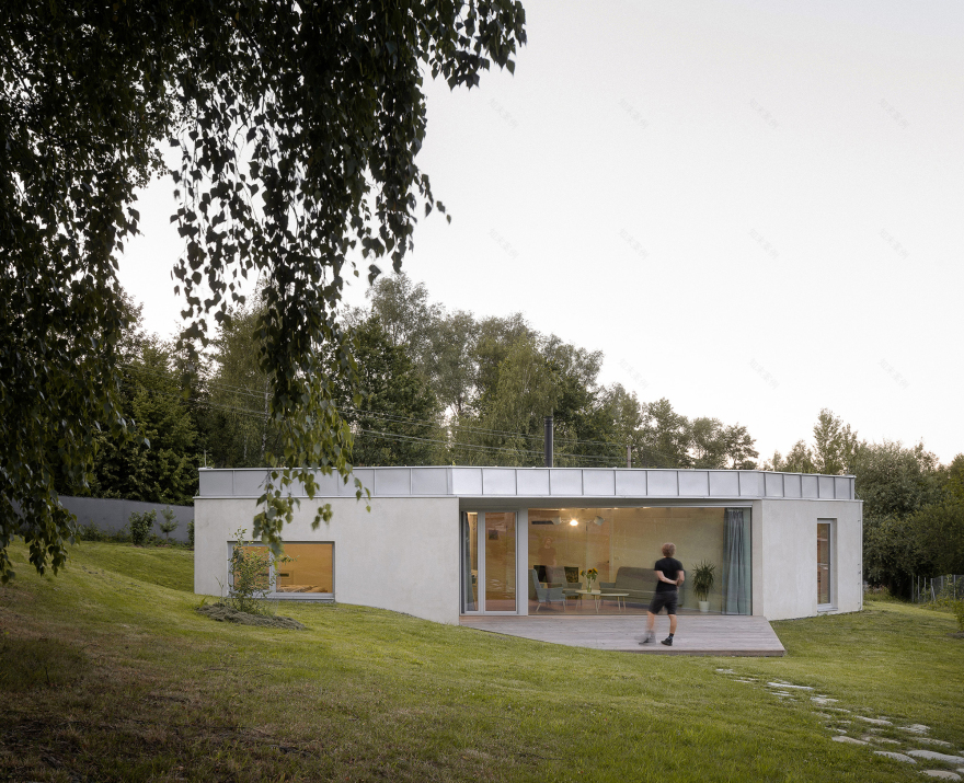 森林边缘的房子丨Papundekl Architects-10