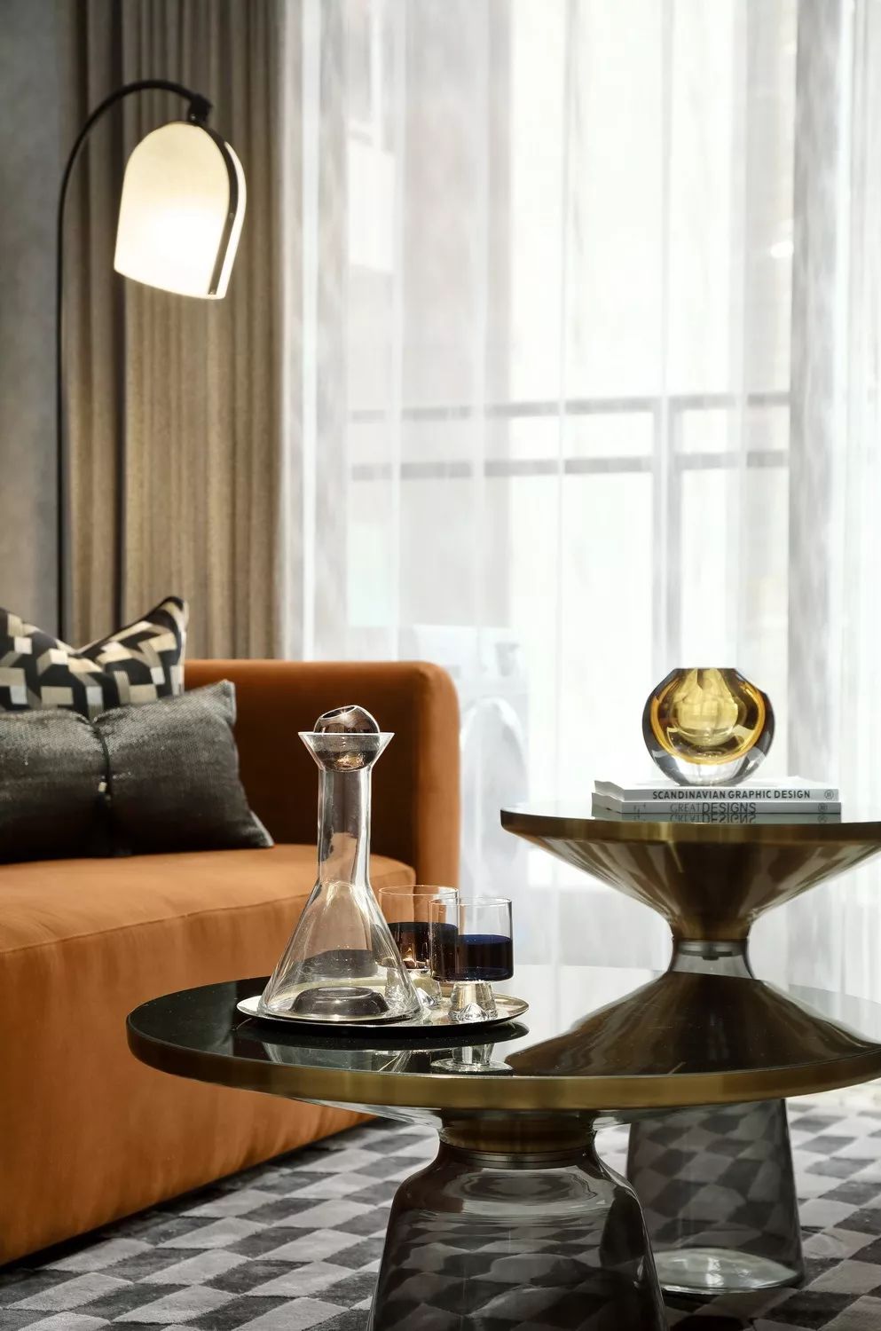 融创东莞黄江晨熙花园住宅样板房 | 枫叶棕的渐变光影-11