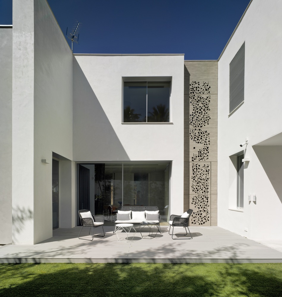 极简雕塑家居 | ZüV 别墅的豪华材料与设计-75