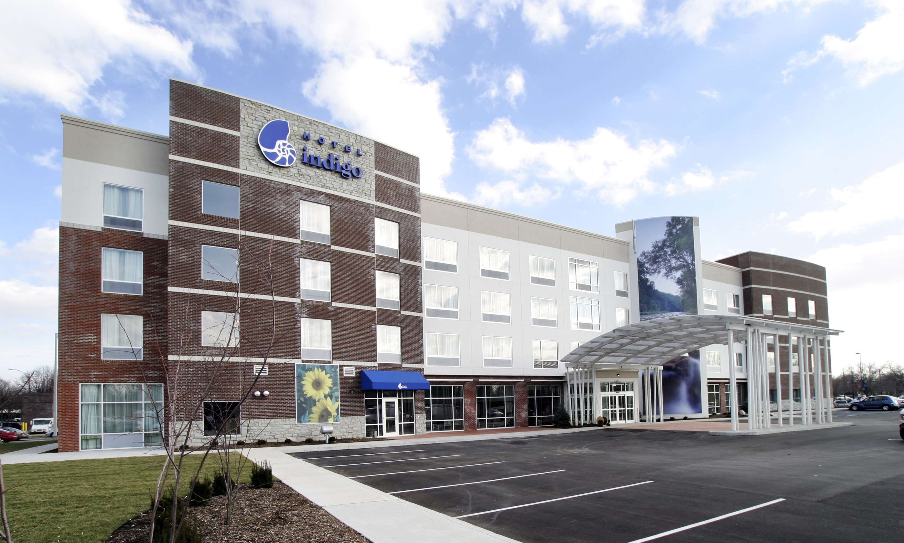 HOTEL INDIGO ARCHITECTURAL CTR-31