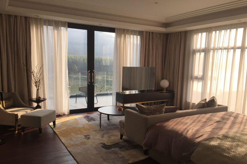 现代简约风独栋别墅-57