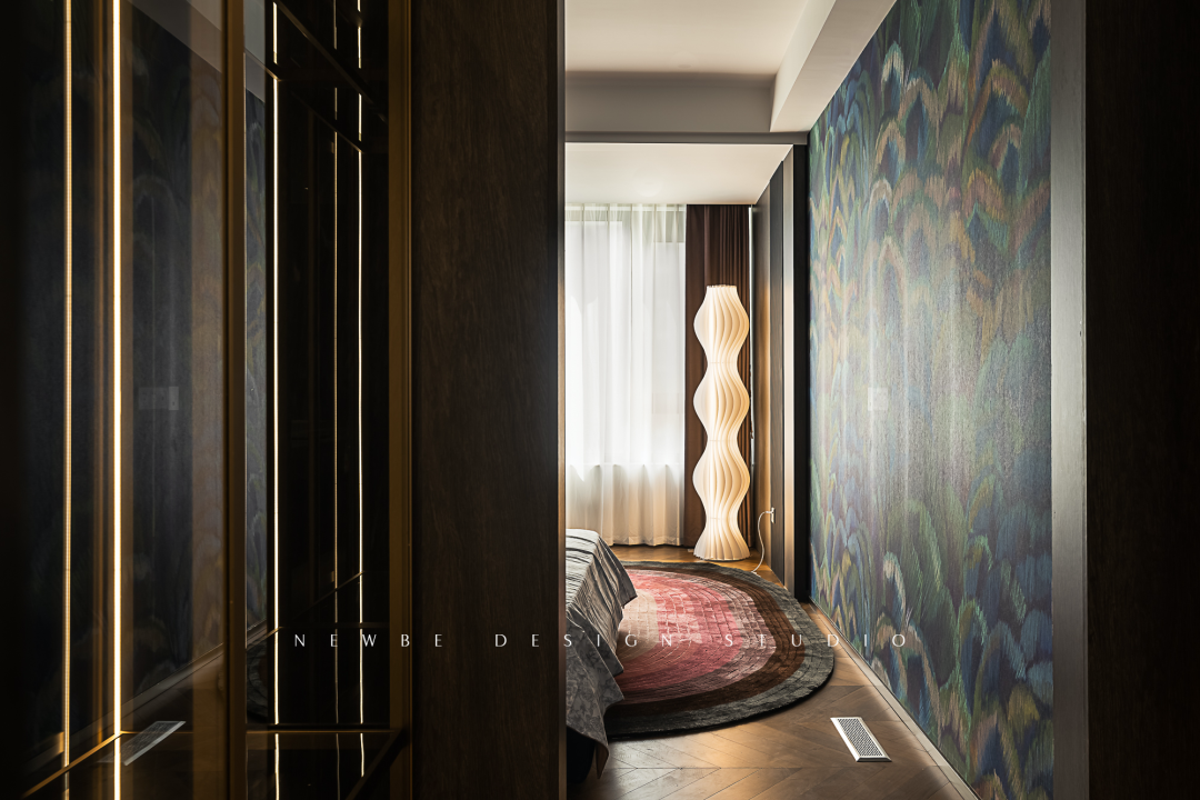 现代轻奢复式住宅丨陈丽娟,江怡君-38