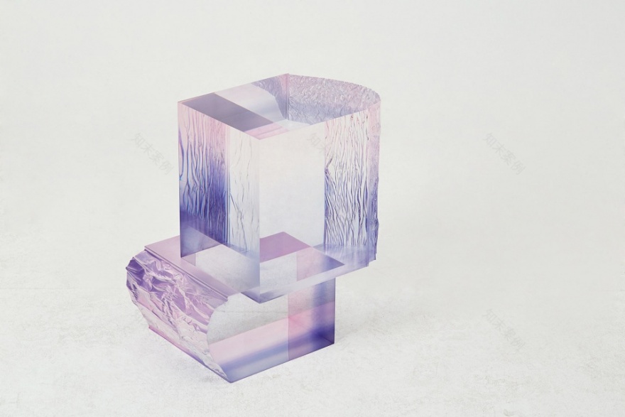 流光异彩的水晶桌设计-23