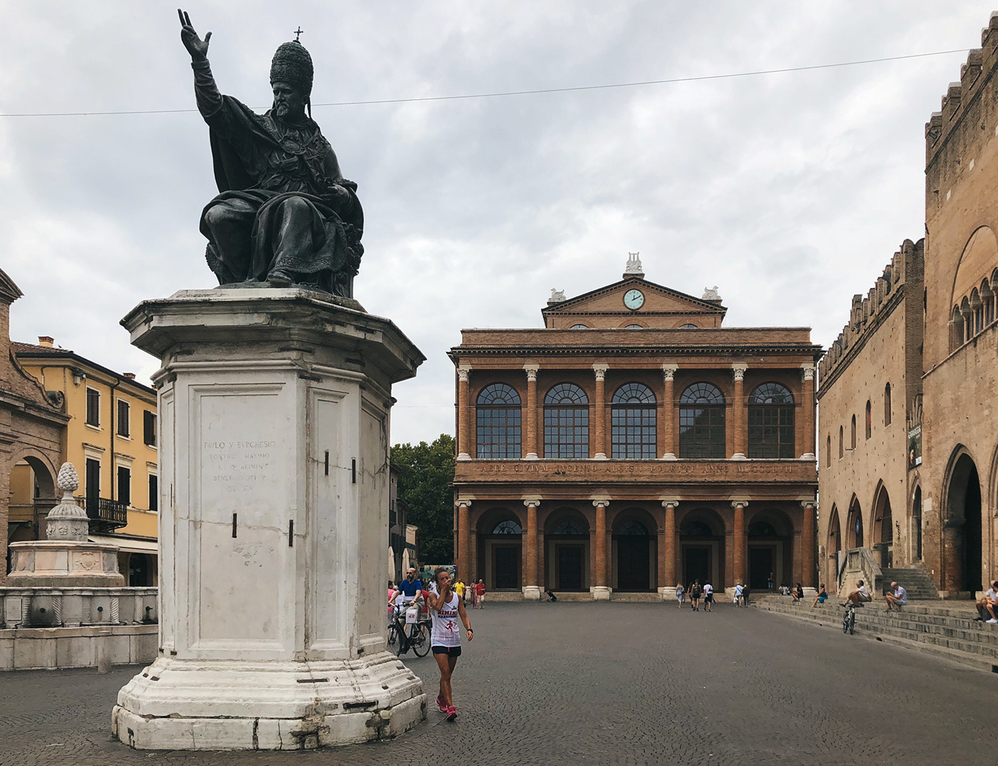 Anastasiya Gushchina 打造意大利 Rimini 优雅公寓，现代简约风典范-2