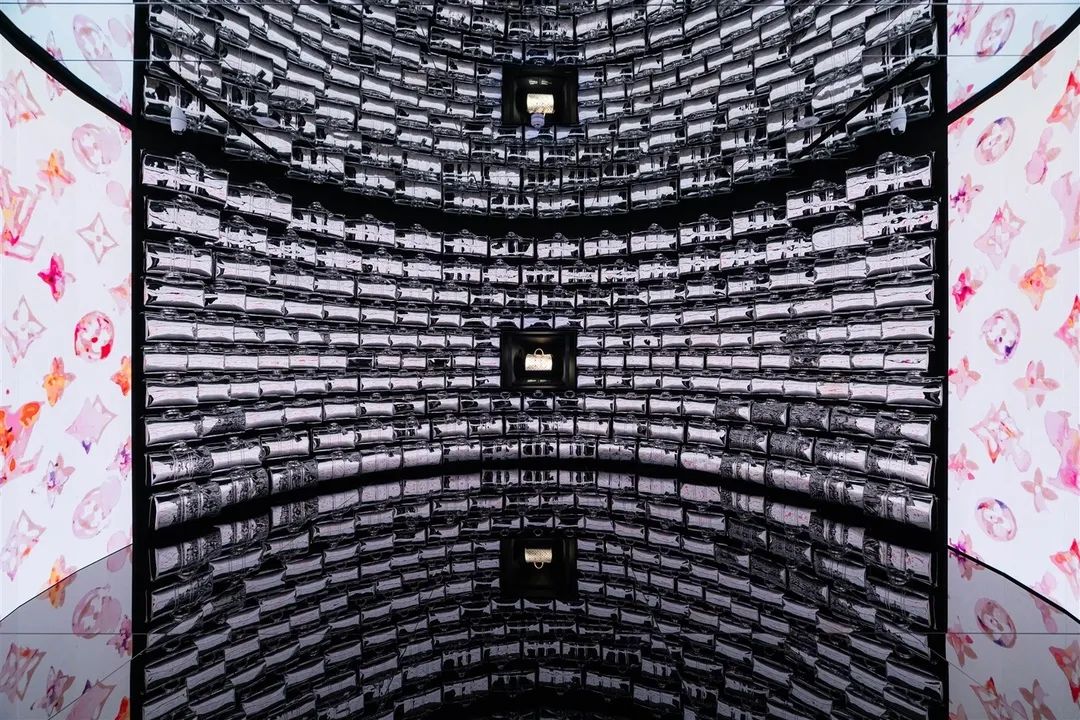 Louis Vuitton 泰国专卖店之梦幻之旅丨泰国曼谷丨OMA-51