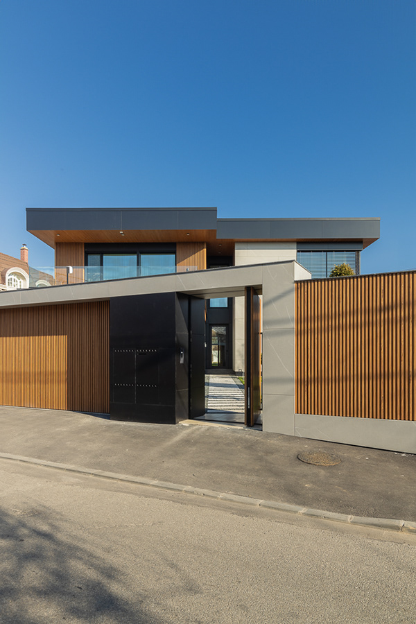 U 之家丨罗马尼亚克拉约瓦-1