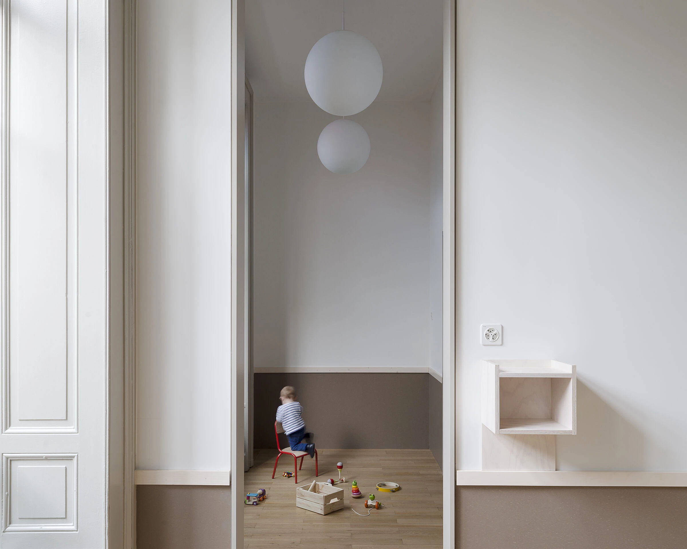 TRANSFORMATION OF A RESTAURANT INTO A NURSERY-9