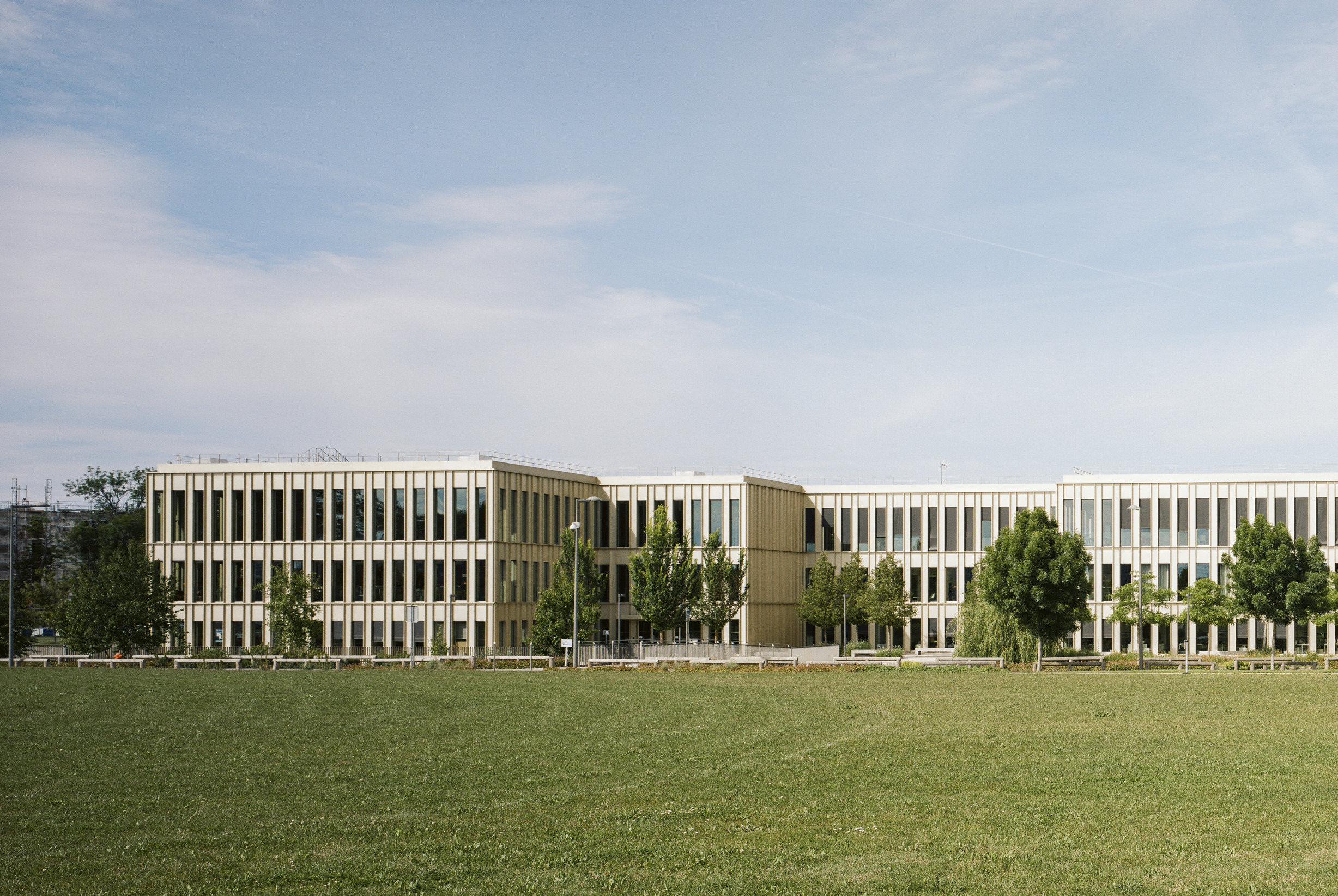 巴黎高等商学院帕里萨大楼丨法国-3