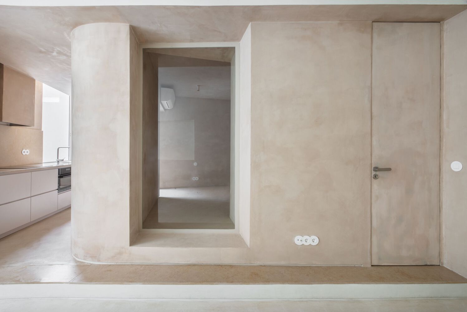 实现最大空间效率没有过道的小户型设计丨葡萄牙里斯本丨戈者设计-7