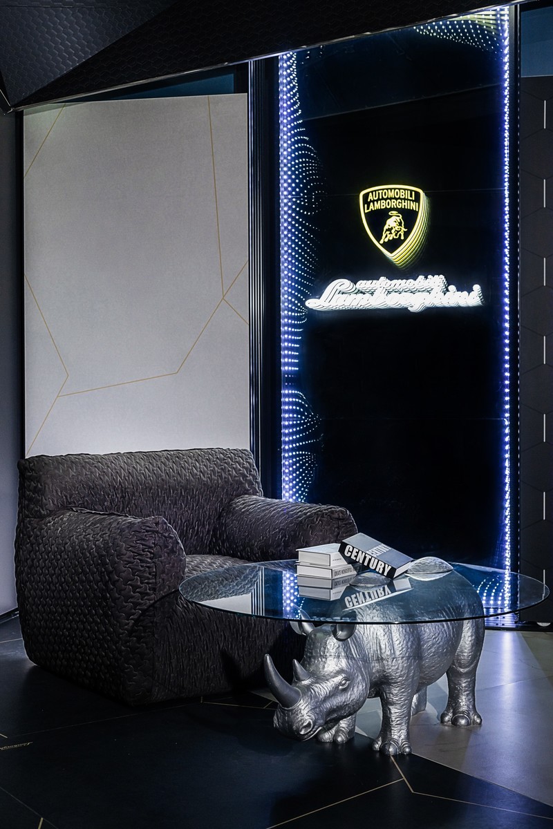 兰博基尼中国首家概念店丨美国CRAZY DESIGN（疯狂设计）事务所-29