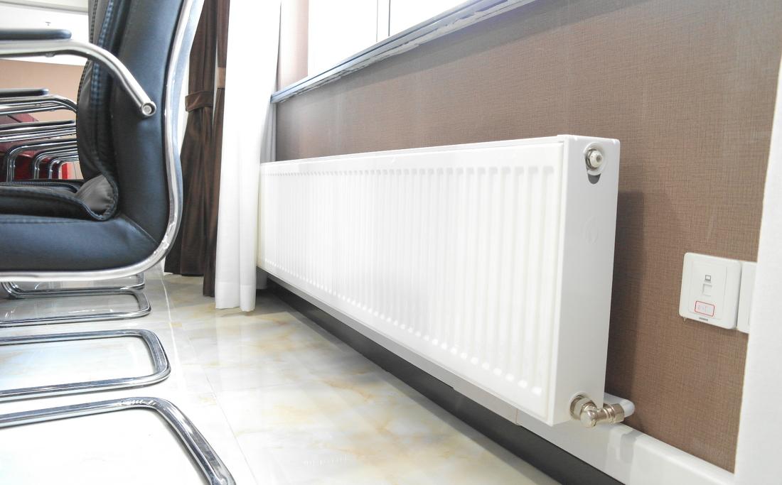 上海普陀区中石油办公室明装暖气片安装项目-16