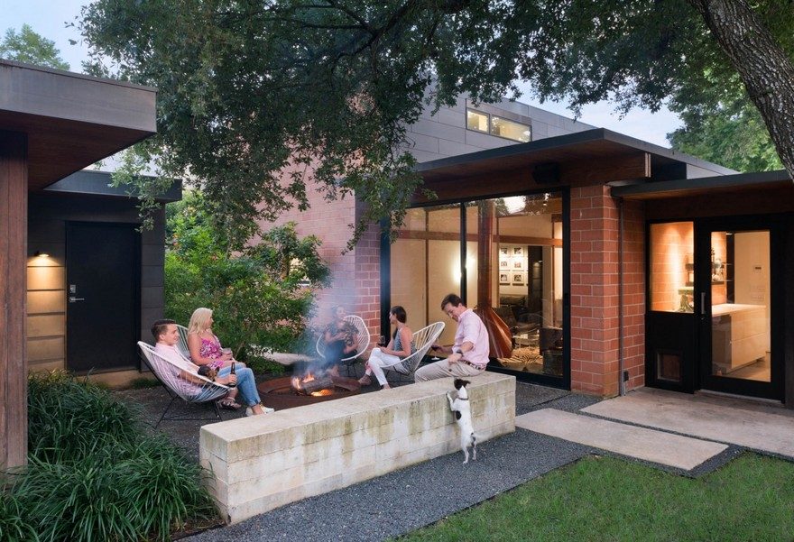 1954 One-Story House Renovated by Tobin Smith Architect in San Antonio, Texas-0