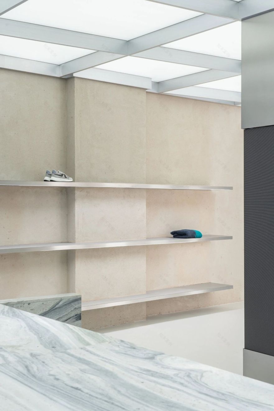 J· Lindeberg先锋美学概念店设计-9