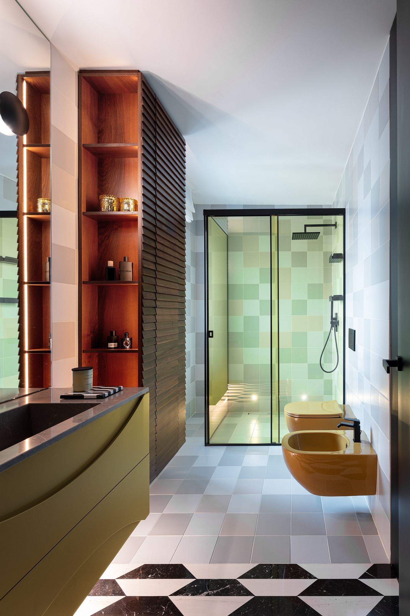 “New retro’:色彩与光影塑造的那不勒斯活力住宅丨意大利那不勒斯丨建筑师 Carmine Abate-7