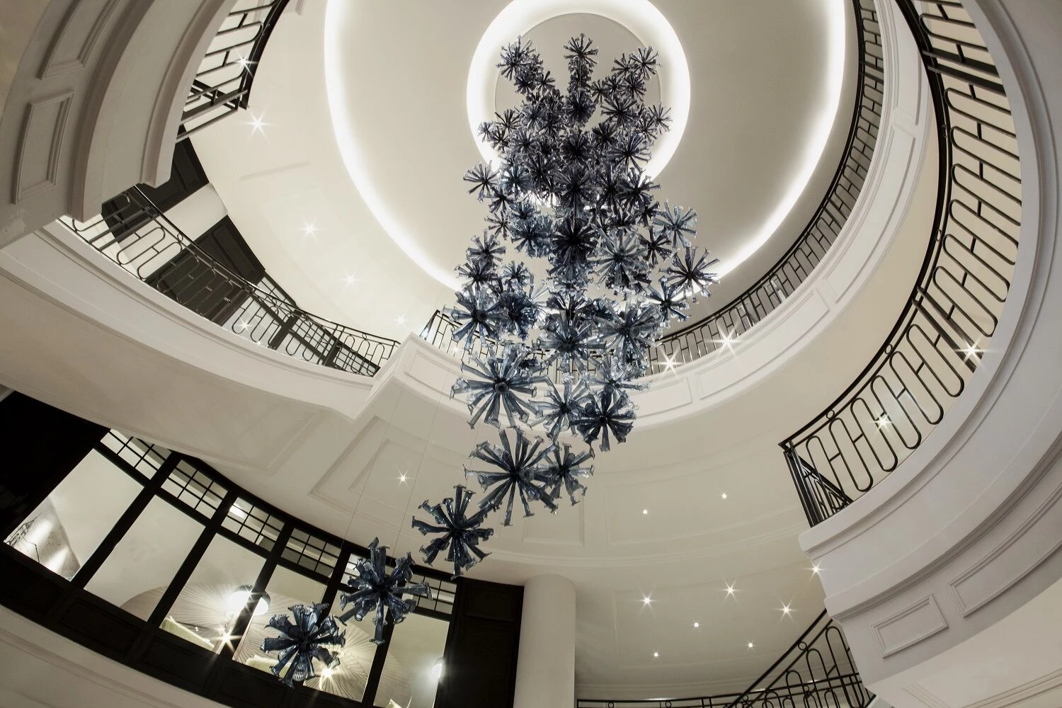 巴黎 Renaissance 酒店,现代法式风情的温馨之作-9