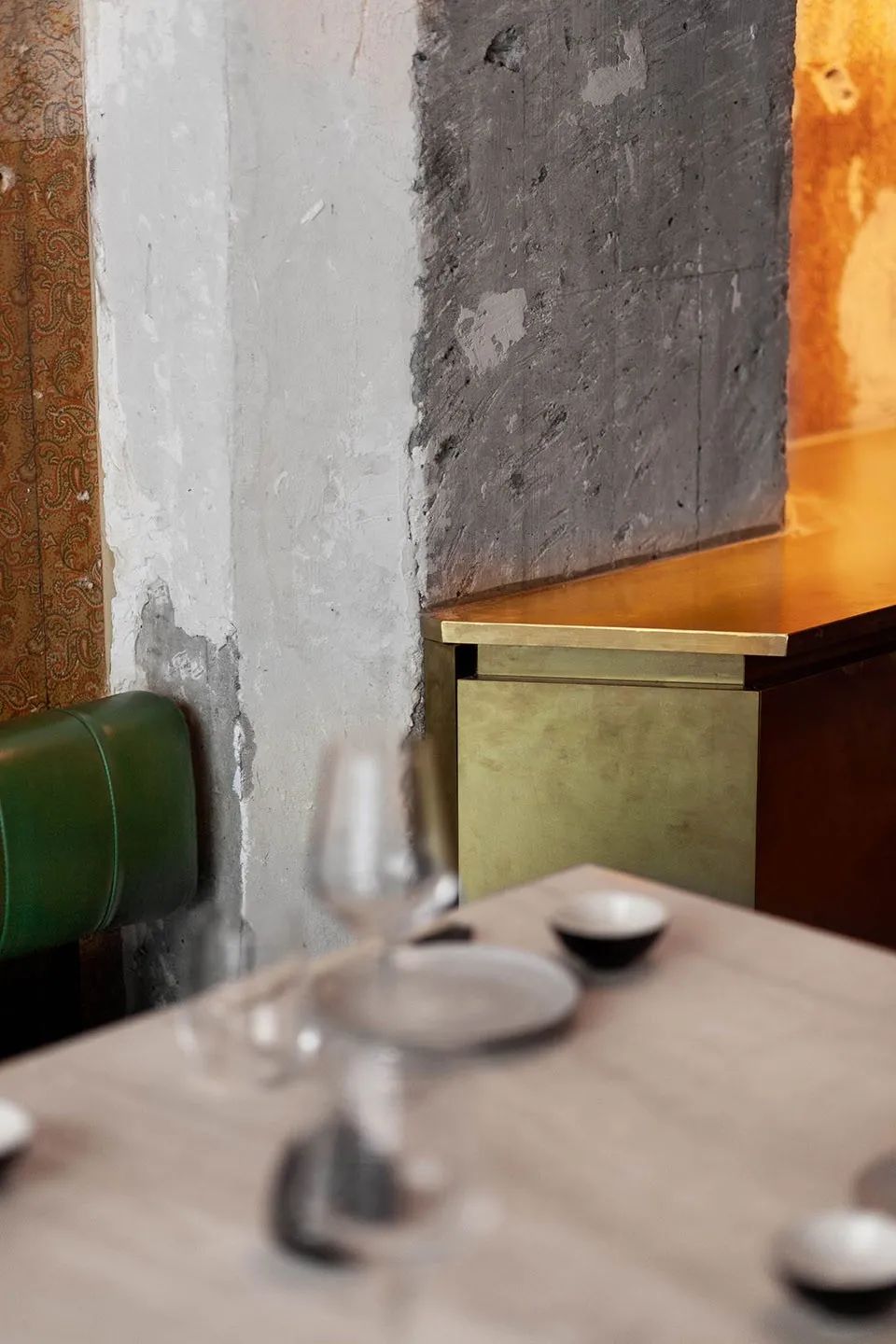 蒙特利尔 RYÙ餐厅 | 侘寂之美，历史与现代的对话-15