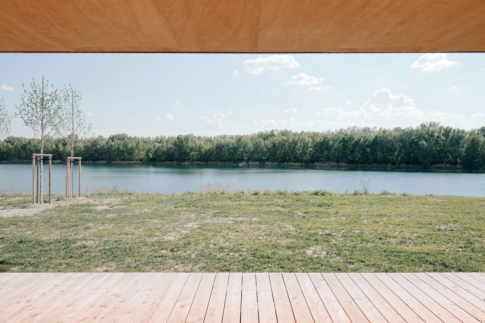 VOJ—The Lake House by JRKVC-75