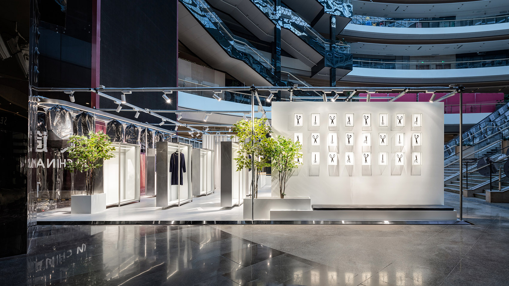 依文集团中国质造徐州苏宁店 / 吾觉空间-4