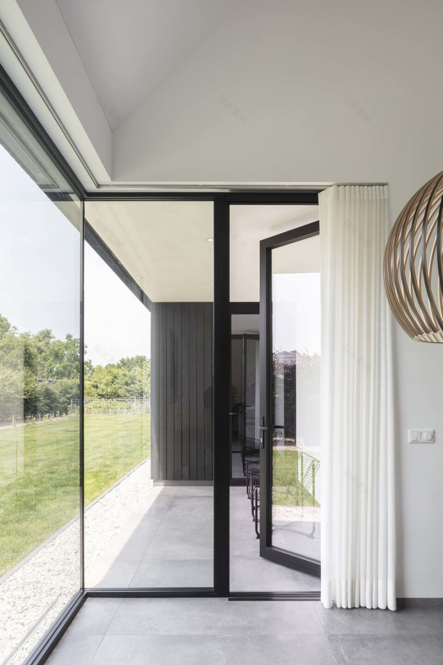 创新布局的荷兰乡村私人住宅设计-21