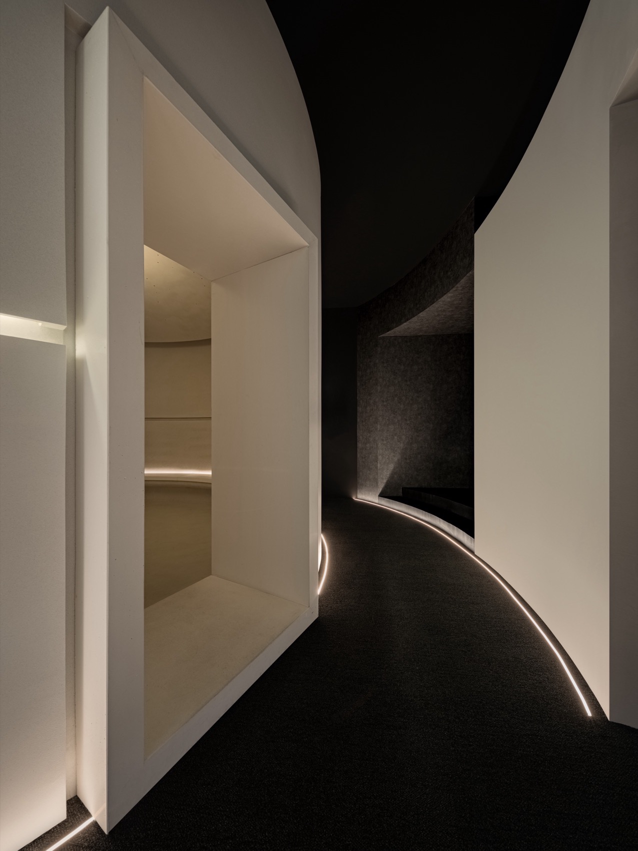 Undersky天空见灯光展厅丨中国中山丨加减智库设计事务所-16