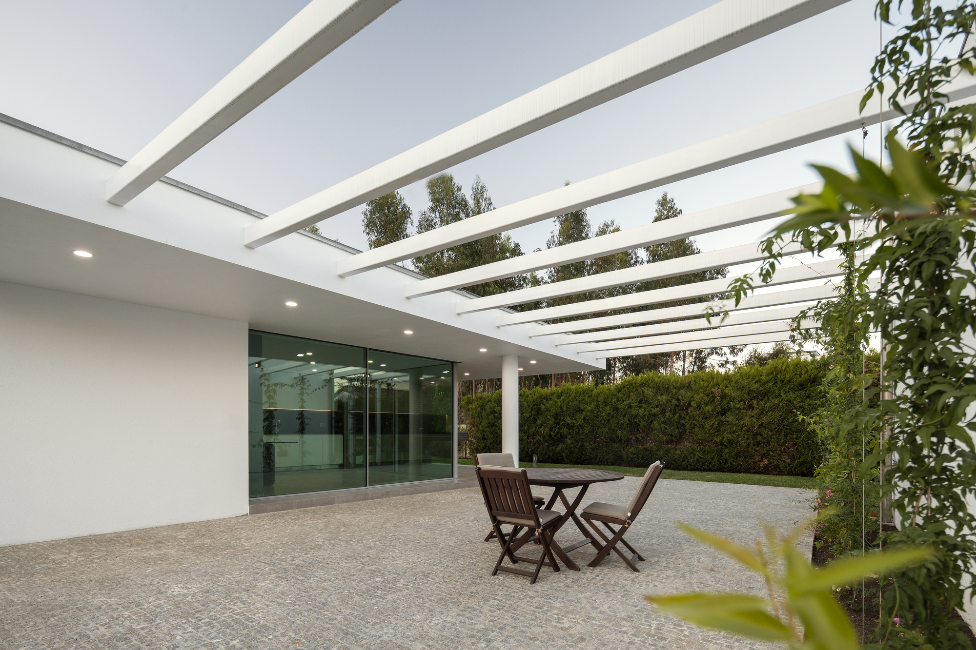 J House / FRARI - architecture network-30