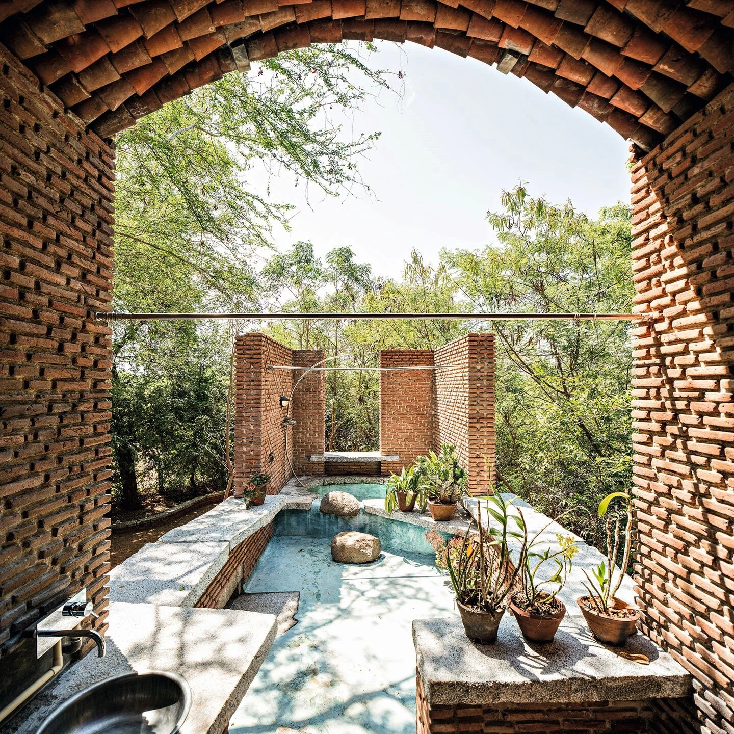 生态融合的印度 Wall House-19