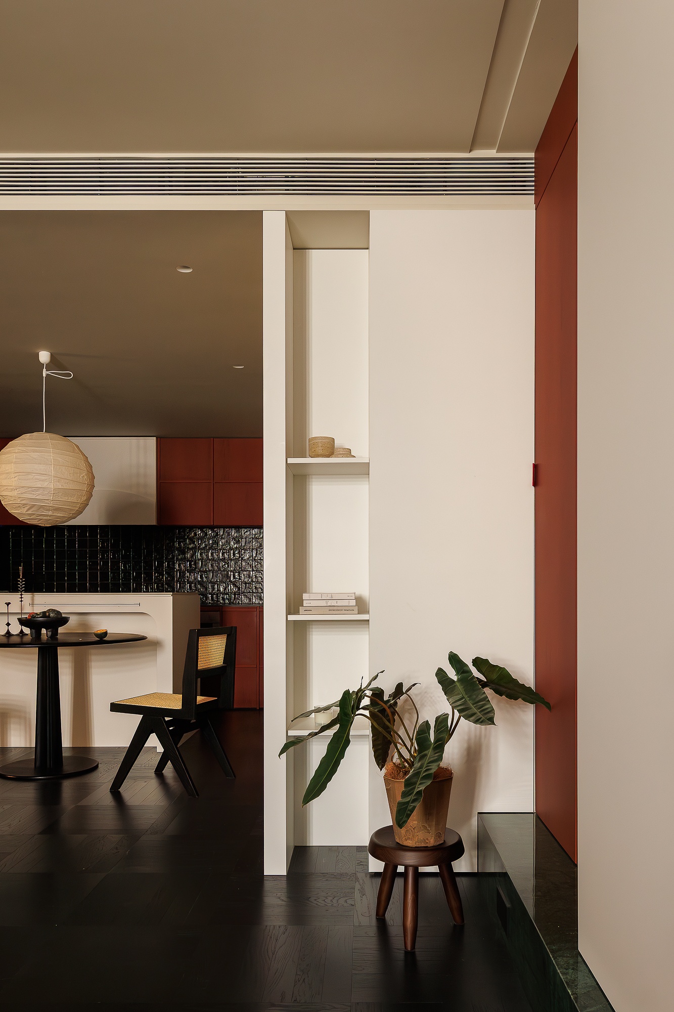 东方气韵遇上复古色彩住宅设计丨HURR赫设计-5