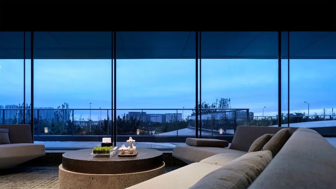 青岛融创·影都学府售楼处 · 生活美学馆的多功能空间设计丨中国青岛丨超级平常-62