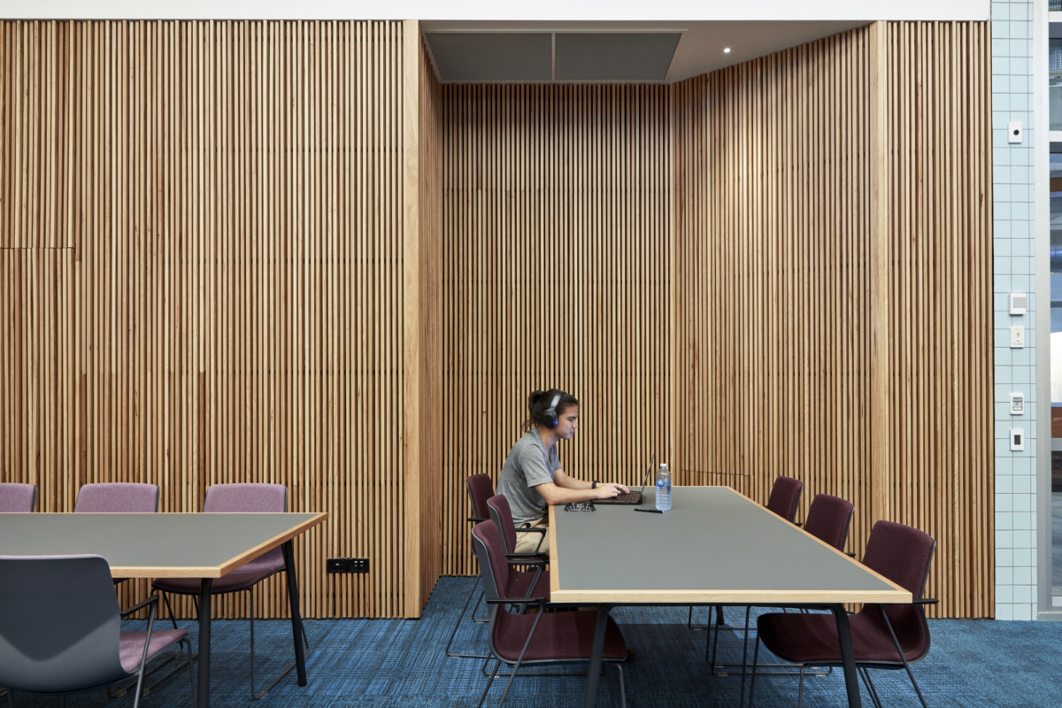 昆士兰科技大学校园协作学习空间设计-15