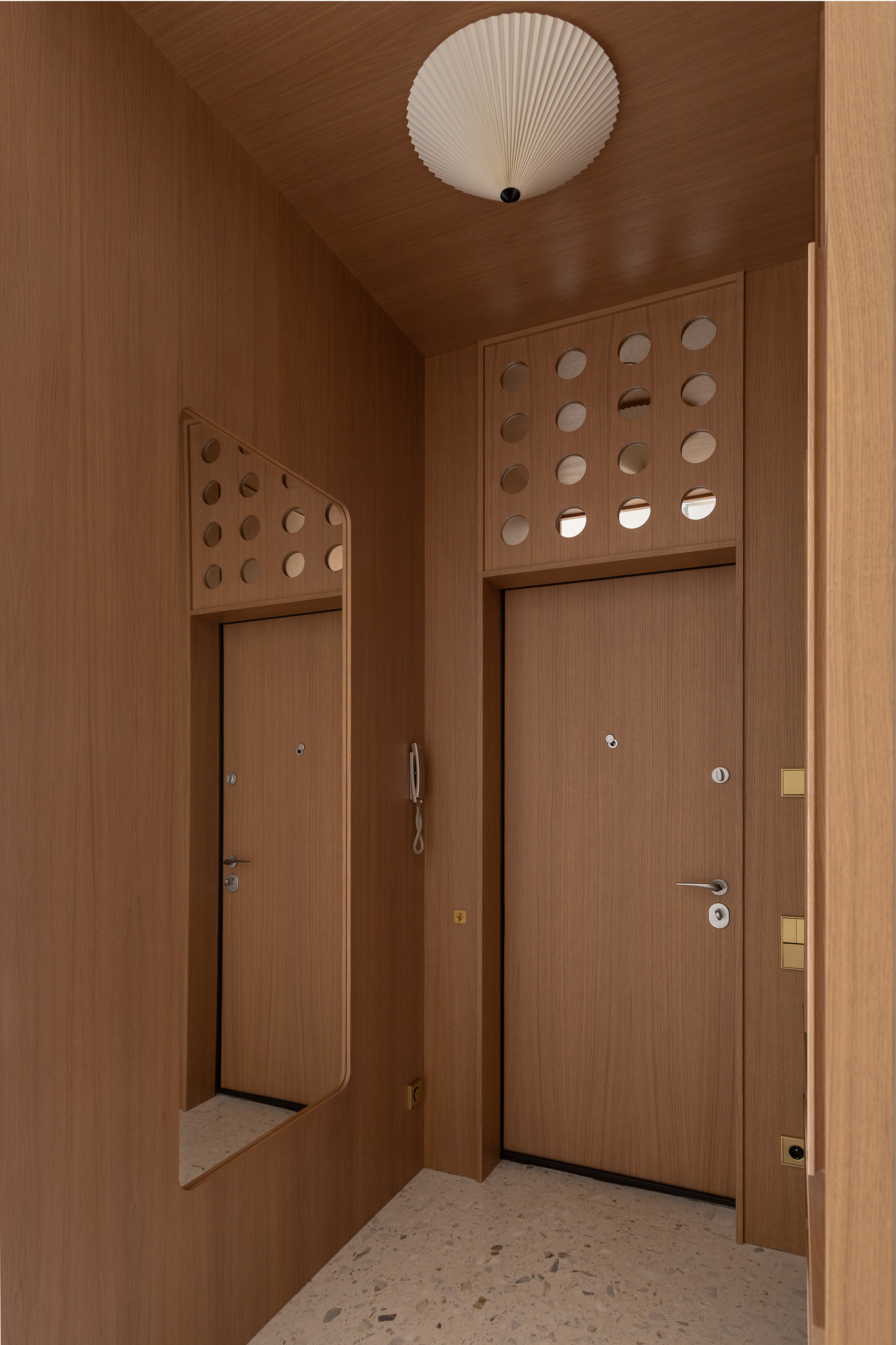 阿纳斯塔西娅·布兰特（Anastasia Brandt）设计的公寓（这里flat常见意思是公寓，但需结合具体语境，若有其他背景信息，flat可能还有其他更合适译法，这里按常见情况翻译） 丨Anastasia Brandt-11