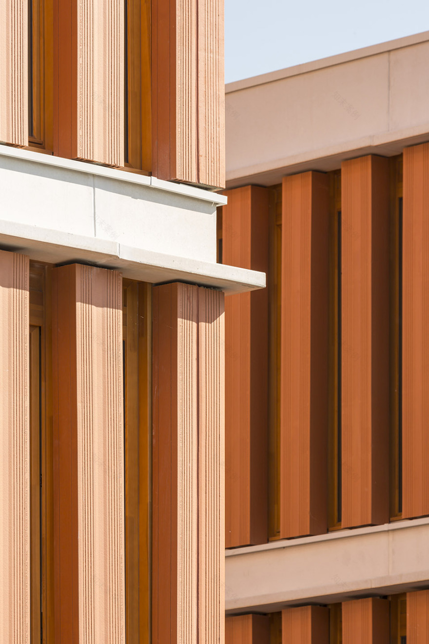 DOGE办公大楼,法国里尔 / Atelier TARABUSI-24