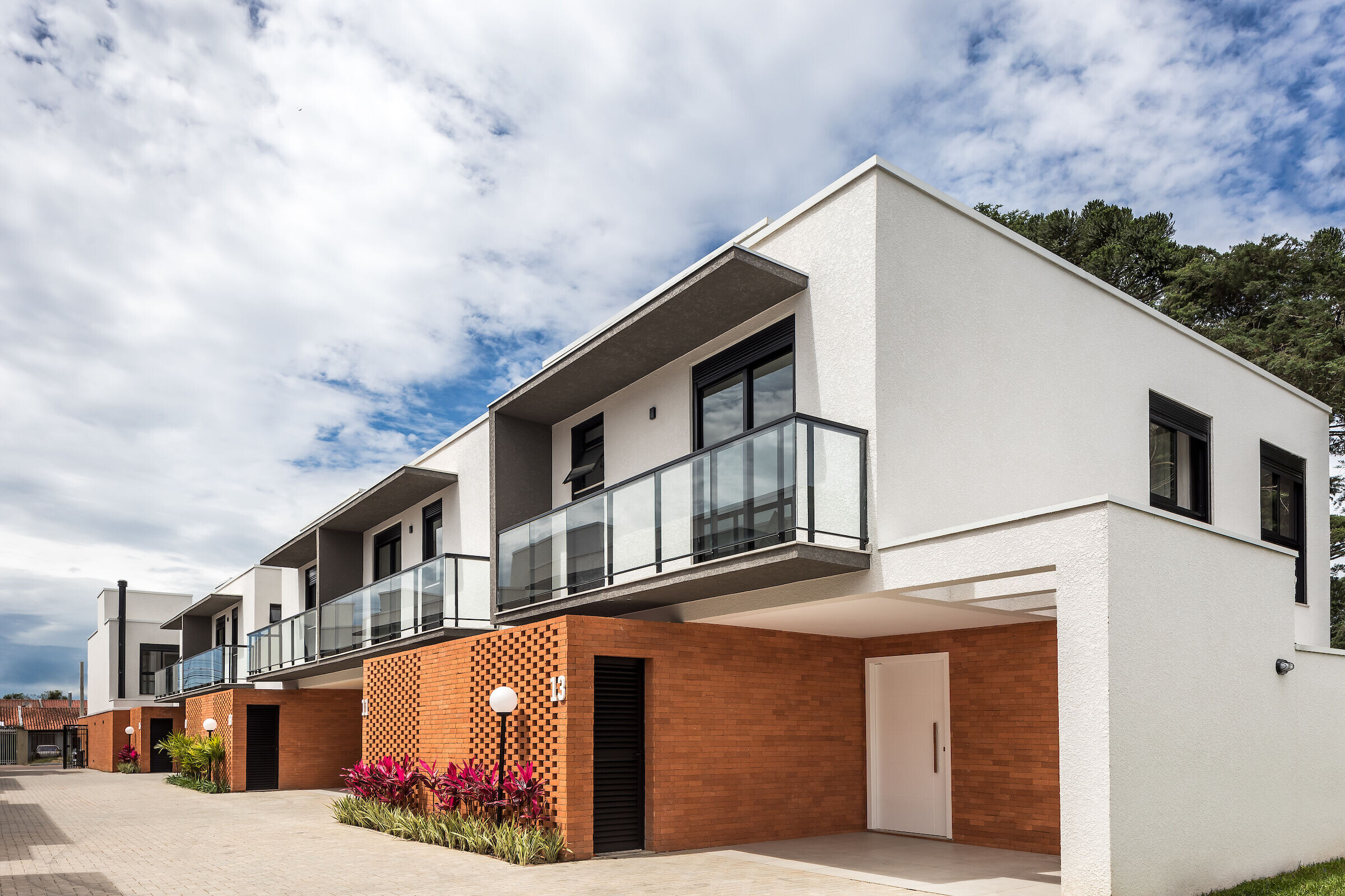 巴西 Curitiba 联排别墅设计丨Nommo Arquitetos-14