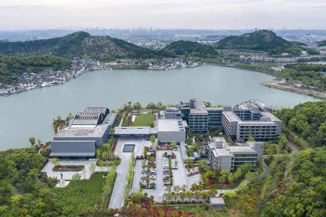 宁波东钱湖华茂希尔顿度假酒店及会议中心丨中国宁波丨深圳汤桦建筑设计事务所有限公司-20
