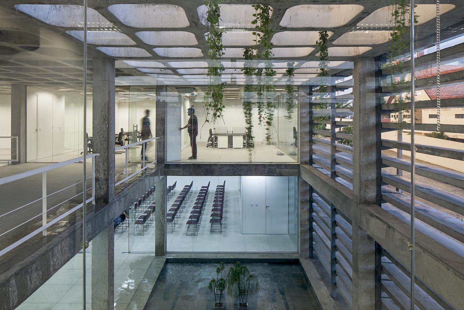 巴西 CREA-PB 政府大楼 | 混凝土与玻璃的完美结合-8