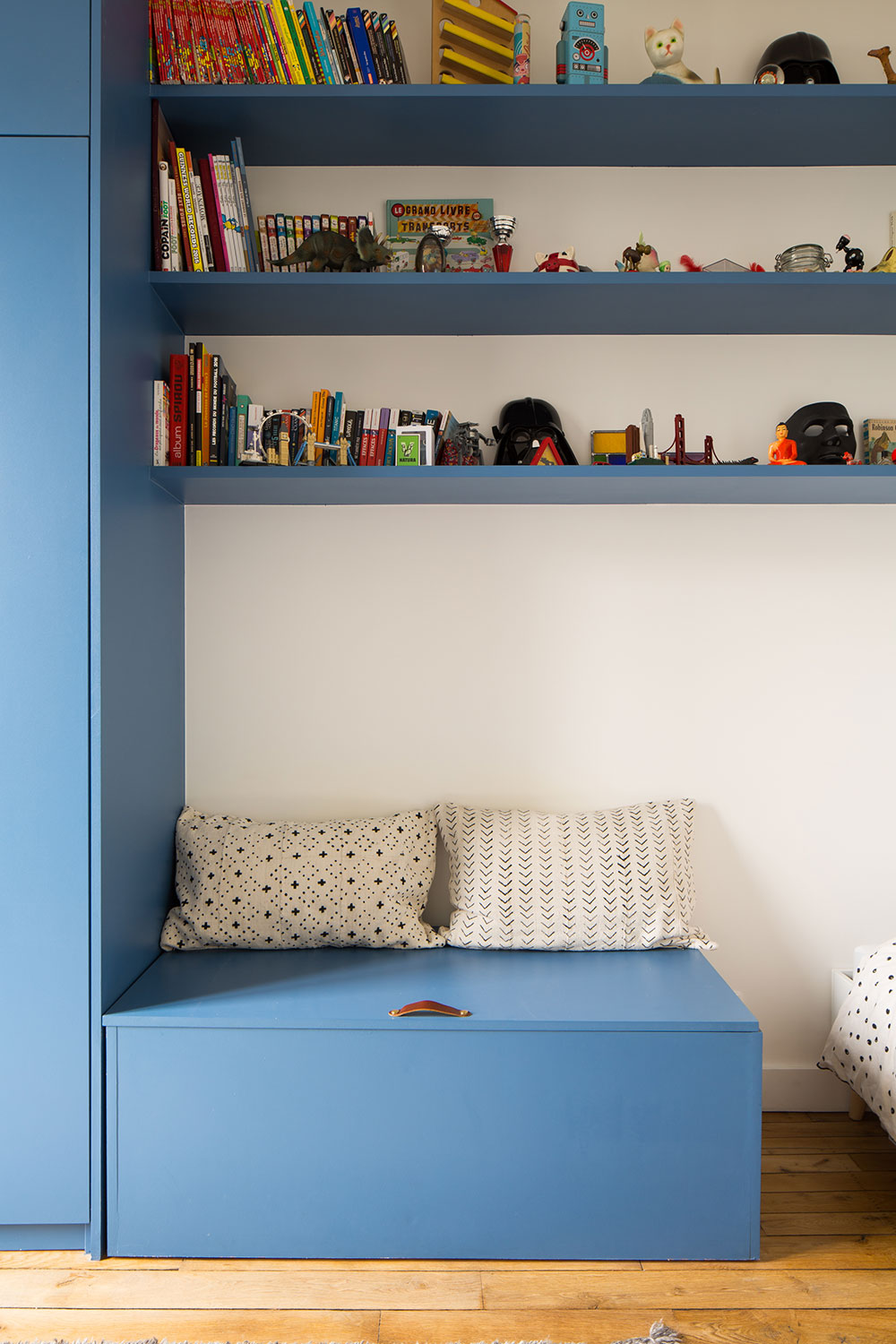 巴黎公寓的彩色风情设计-14