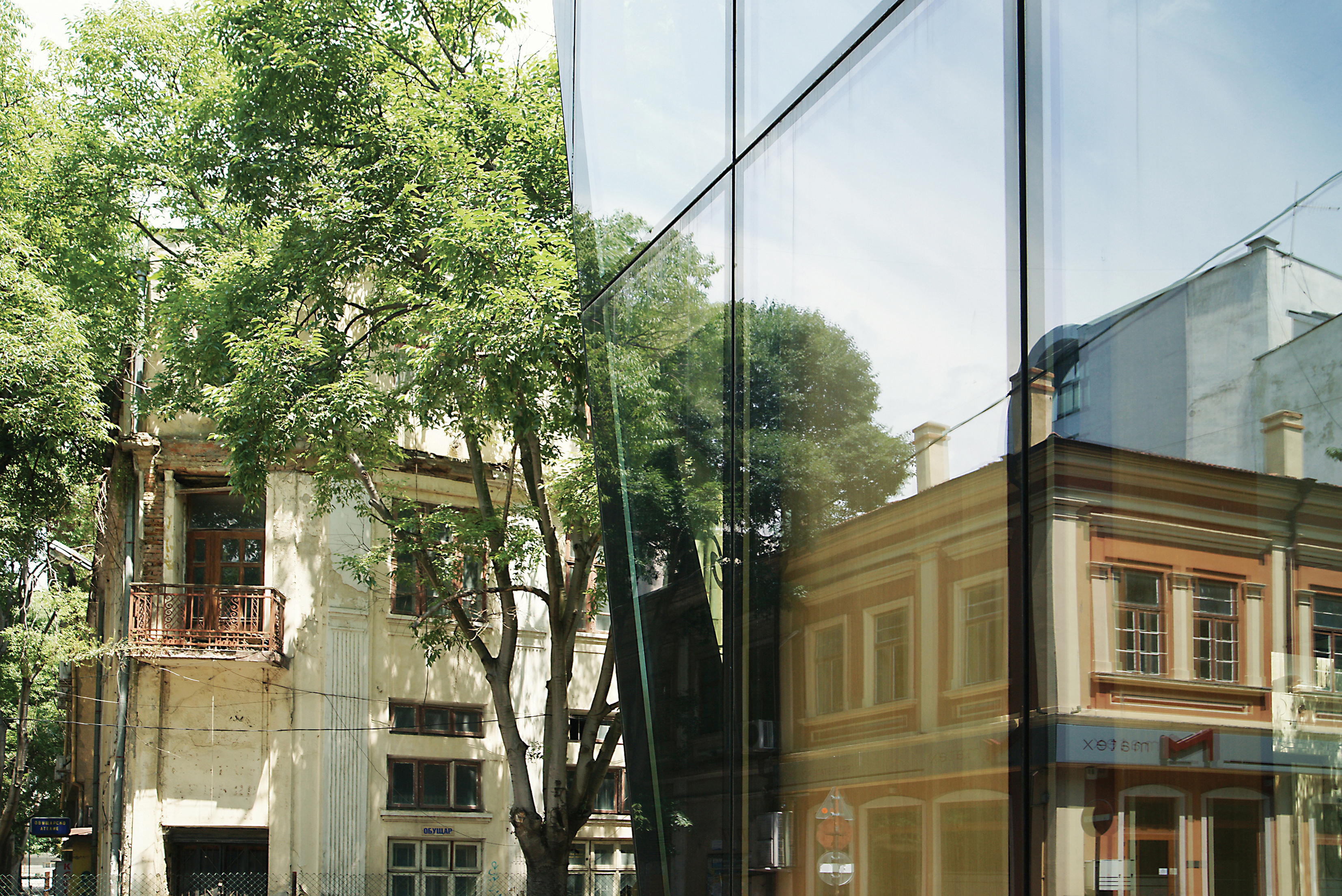 保加利亚 Varna 商业办公大楼-40