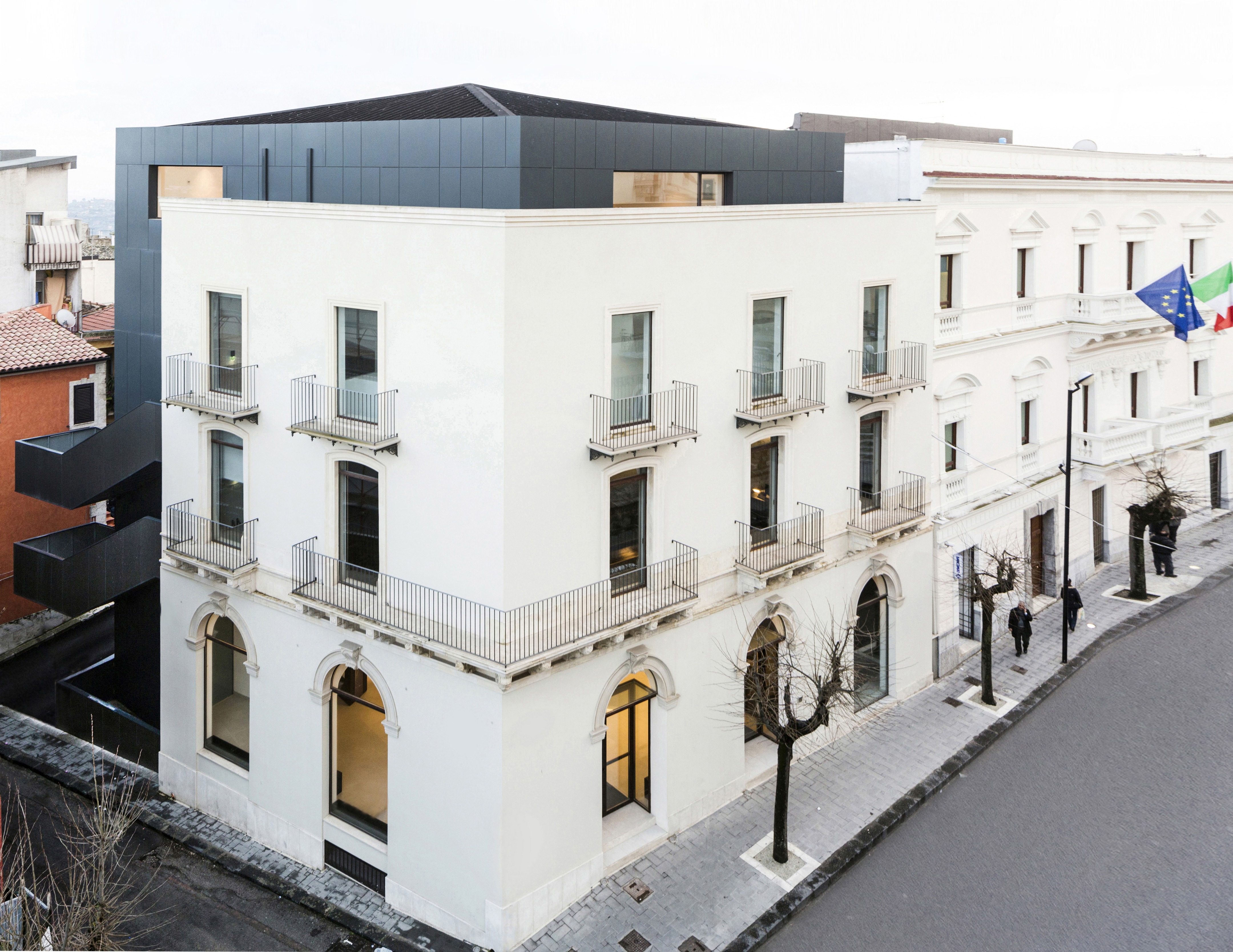 新旧对话,城市记忆与当代建筑的共生-11