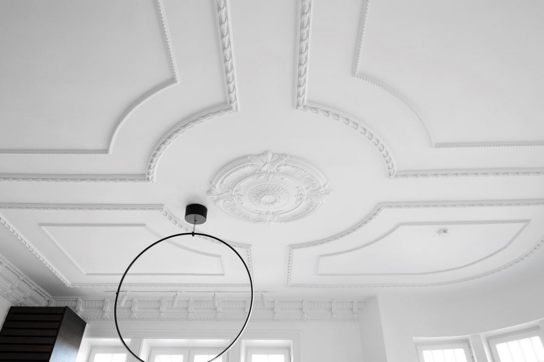 斯德哥尔摩独特公寓 | 黑白装饰的视觉冲击-13