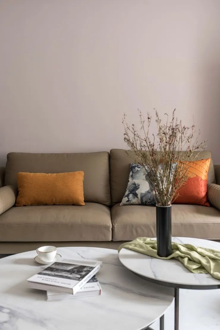 150㎡二手房全改,秒变现代轻奢新家-3