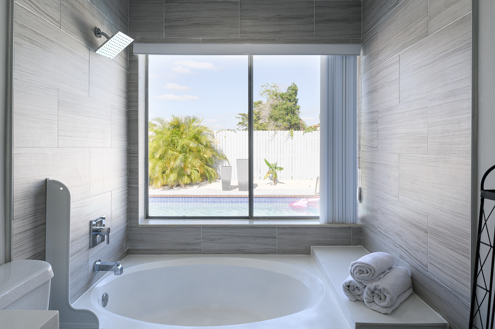 Complete Airbnb Listing 2-34