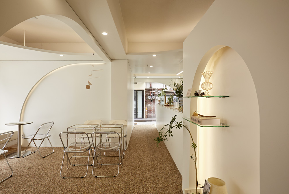 18 坪美丽咖啡厅的曲线设计魅力-5