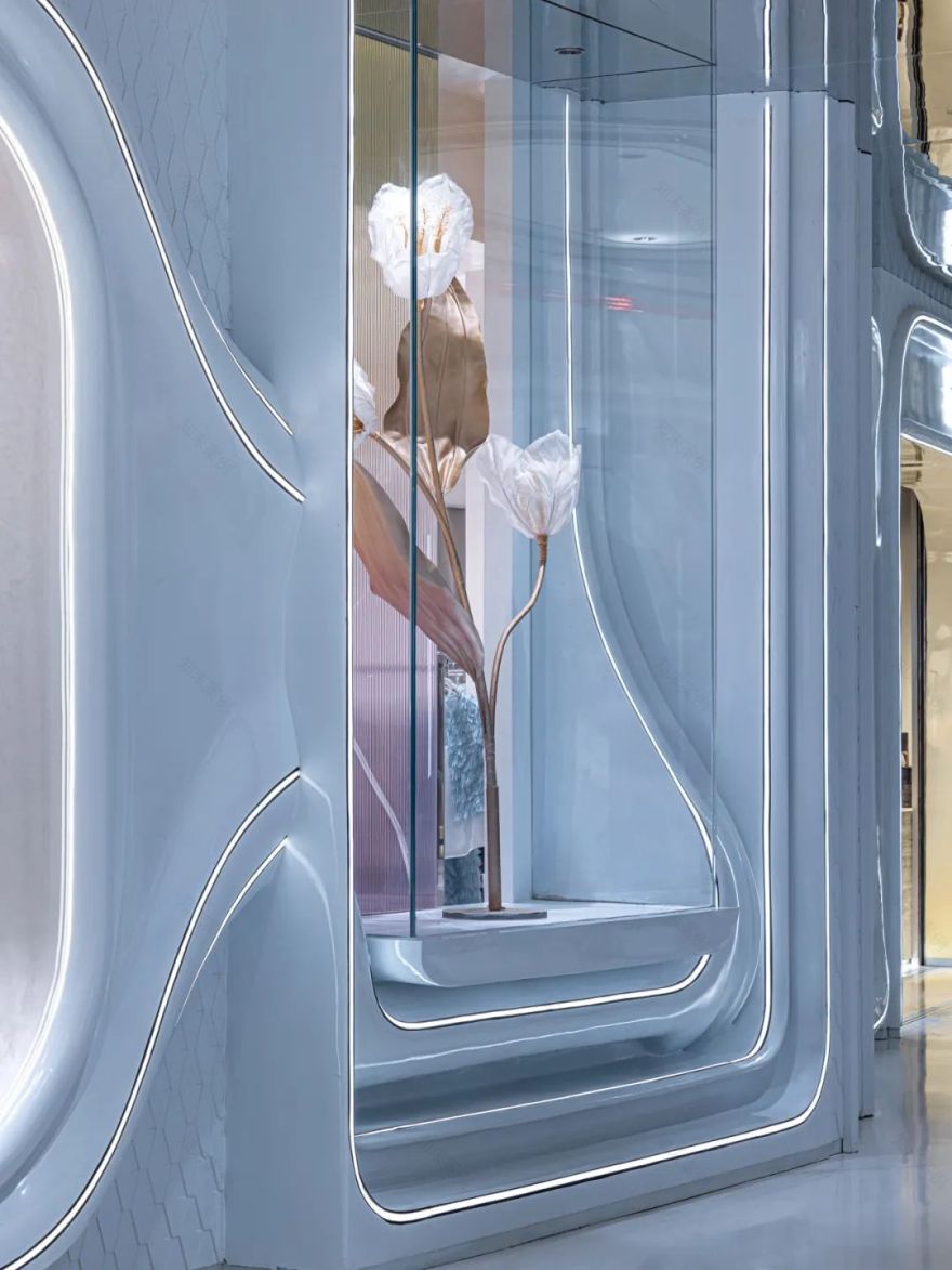 德基广场二期四层艺术商业市集丨中国南京丨唯想国际X+Living-34