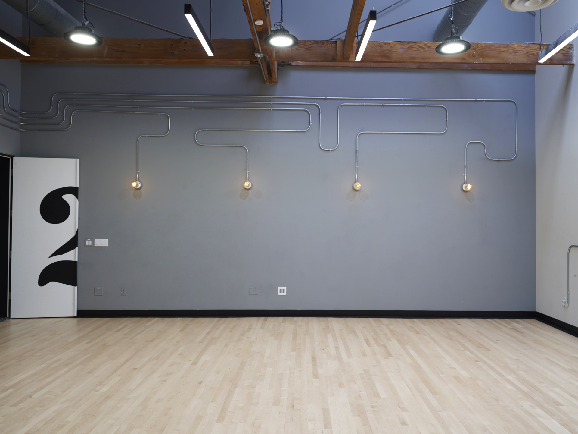 《舞动之星》排练室 | Relativity Architects 的电视秀舞台设计-10