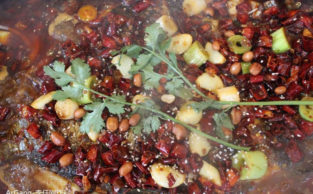 混搭时尚烤鱼店，麻绳编织的艺术空间-11